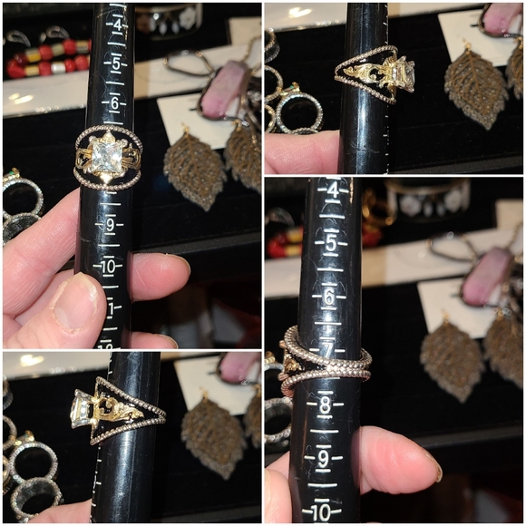 Women's Ring - Picture 1 of 1